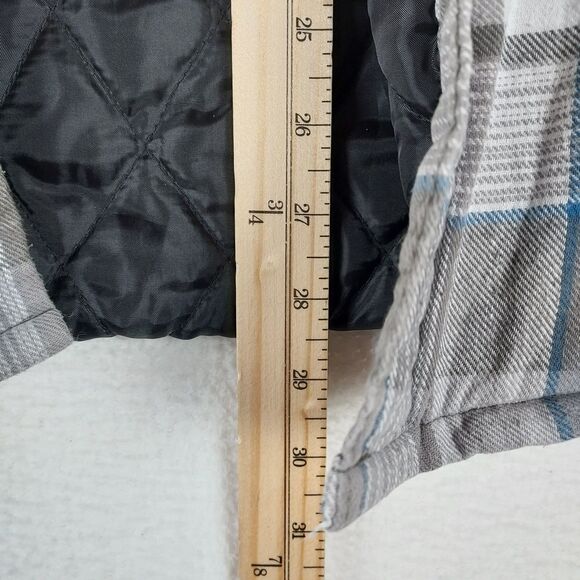 Wrangler Authentics Men’s Quilted Hooded Flannel Shirt Jacket Gray Plaid, Medium - Picture 9 of 14